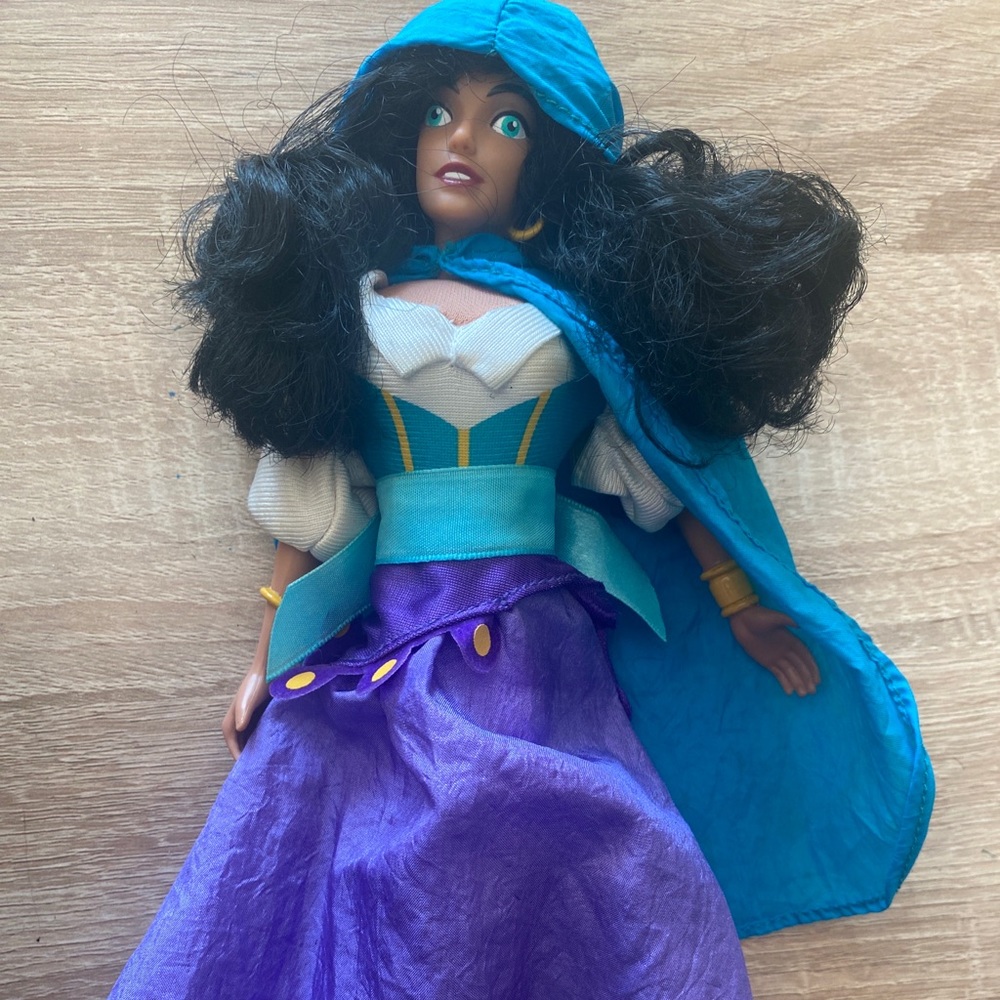 Esmeralda Doll Burger King 1996